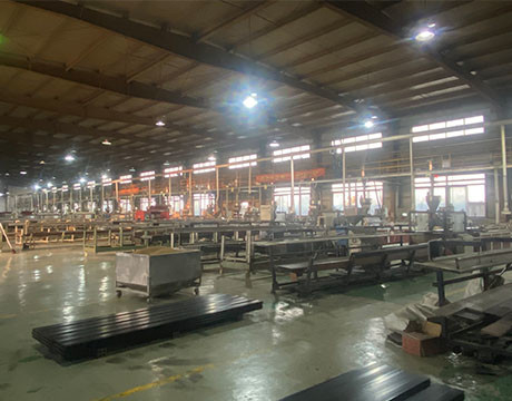 Système de composition de mélange de pesage de alimentation automatique pour l'extrusion en plastique en bois de PE