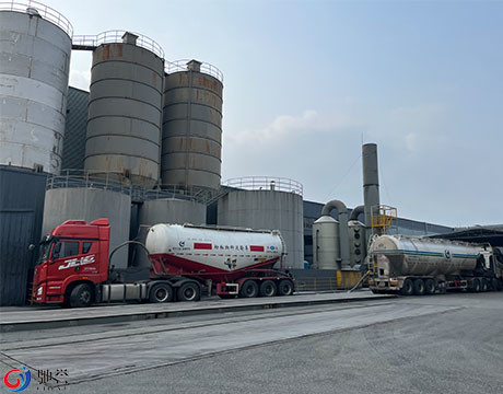 Le PVC saupoudrent le système de composition et de alimentation automatique pour la ligne d'extrudeuse